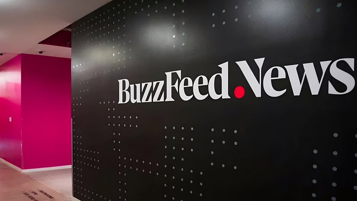Buzzfeed news shutting down