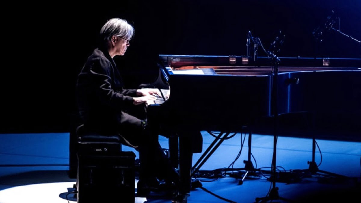 ryuichi sakamoto