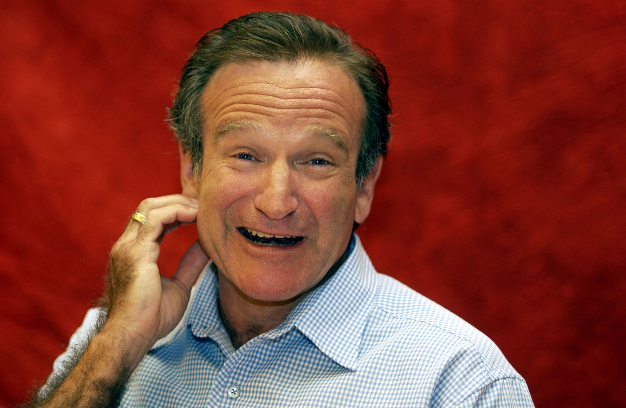 How did Robin Williams die?