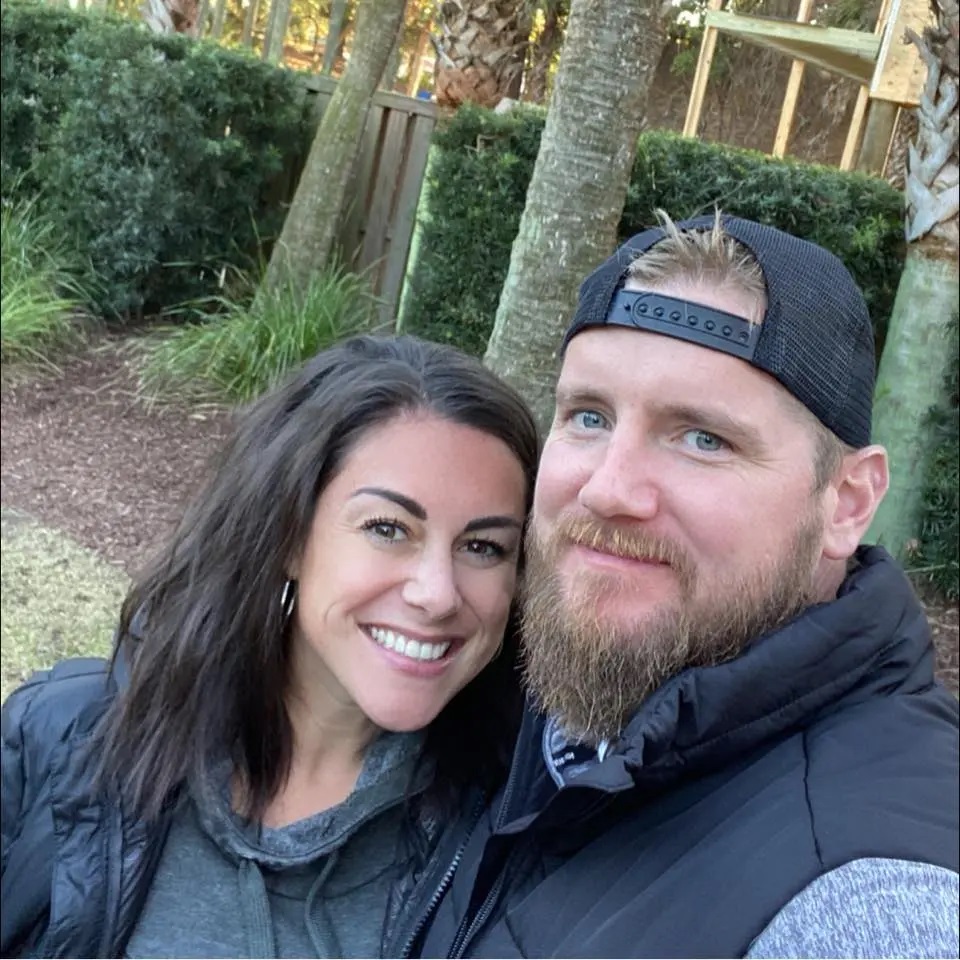 Who Is Jamie Lee Komoroski's Husband? Is She Married? Meet Her Family