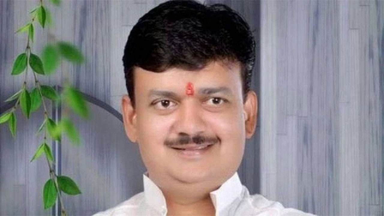 Lone Congress Member of Maharashtra Suresh Passes Away
