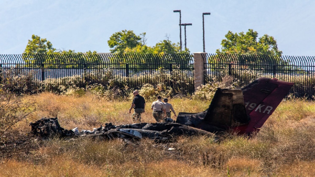 Cessna C550 plane crash 6 dead