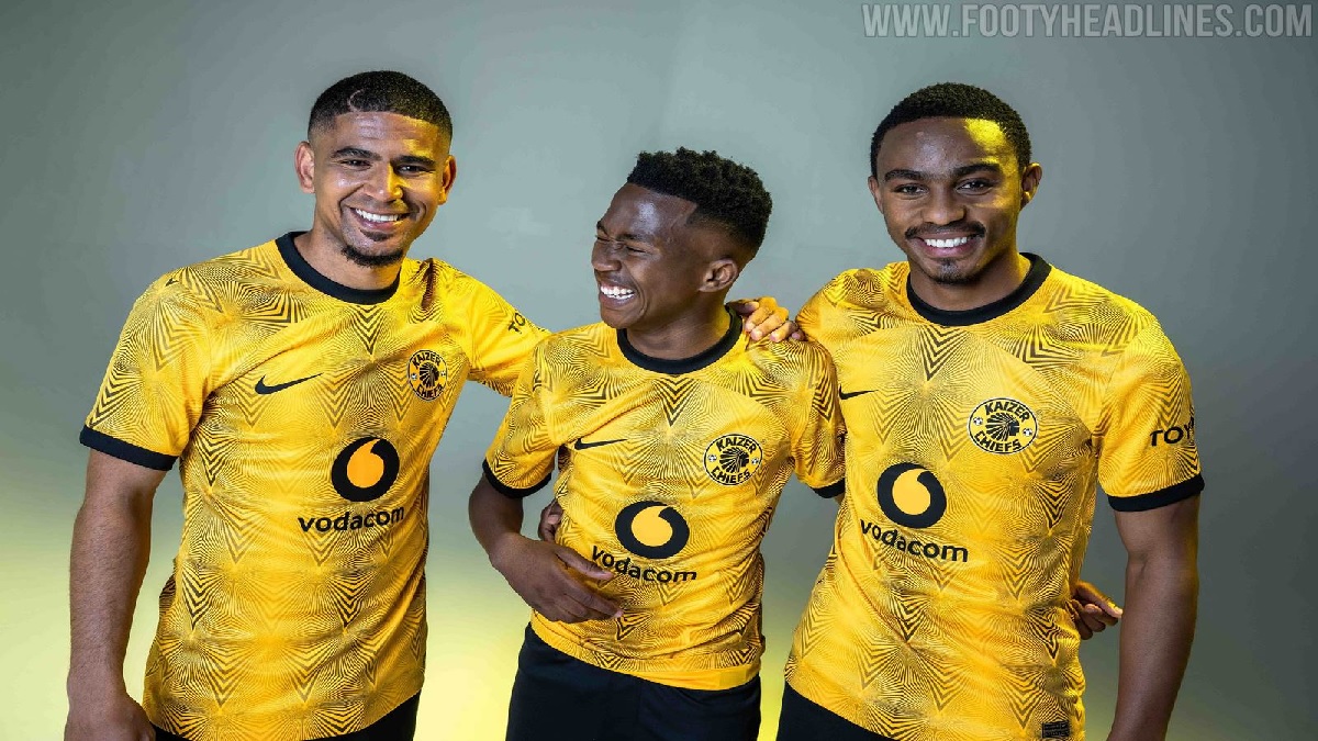 New Kaizer Chiefs kit manufactured by Kappa
