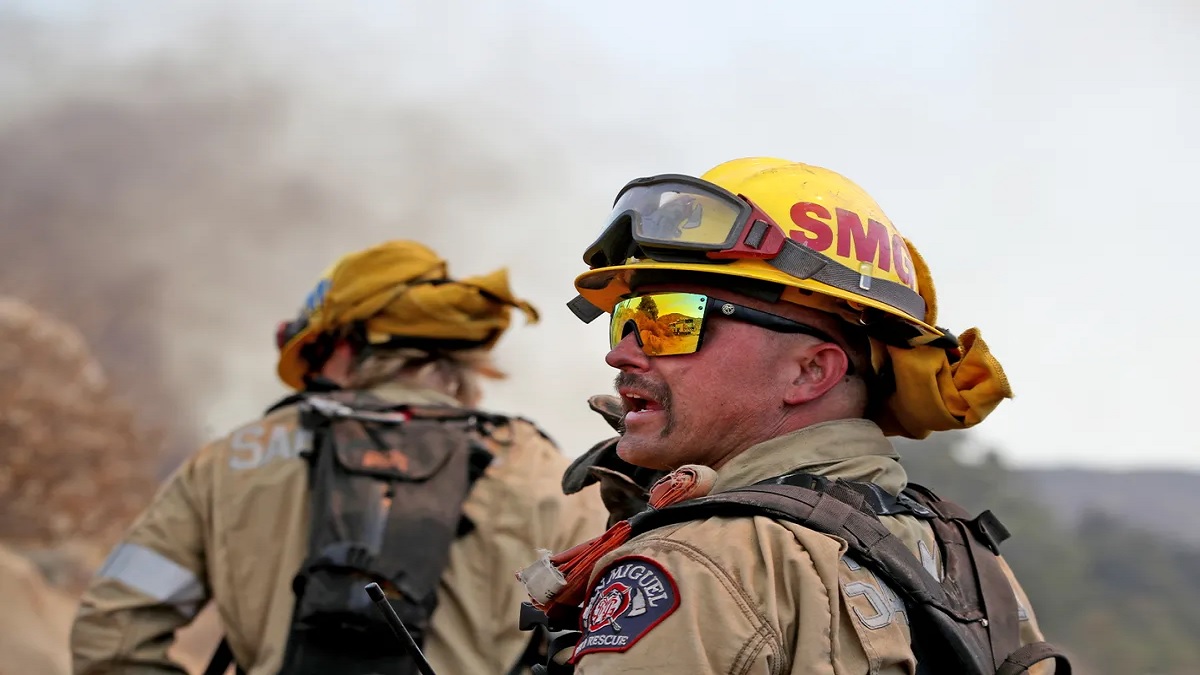 Cal Fire Death 3 Dead After Firefighting Helicopters Collide In California