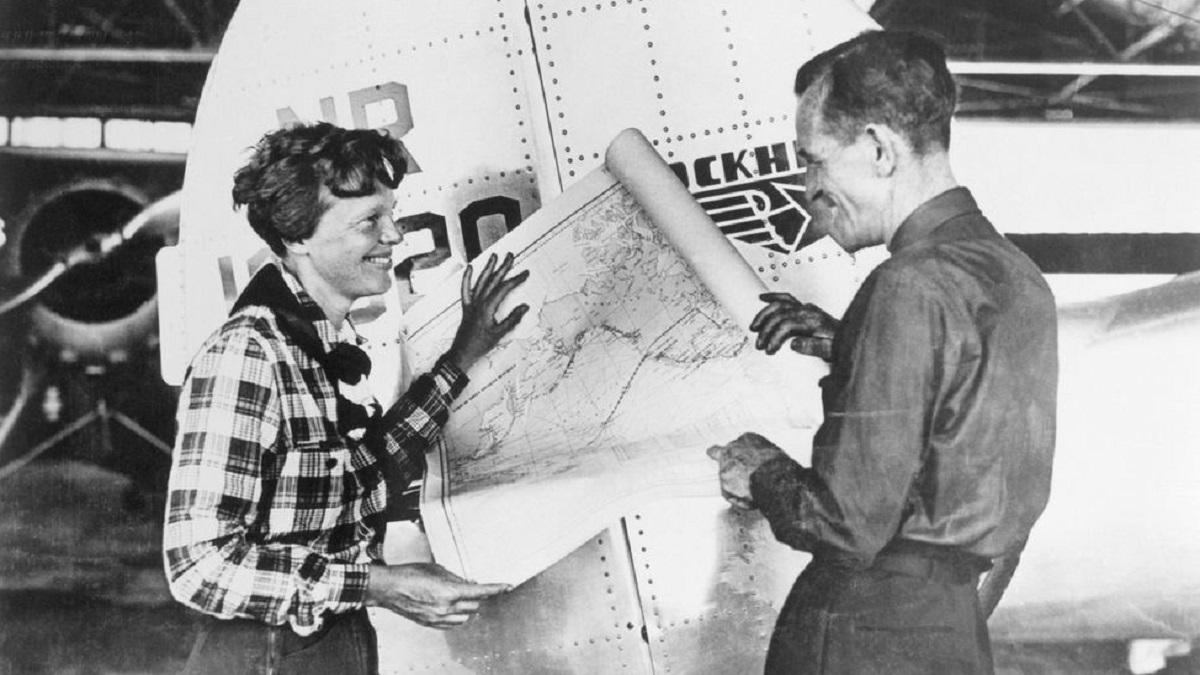 Photo of Amelia Earhart's plane