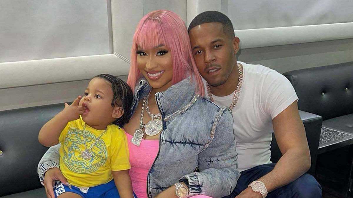 Who Is Nicki Minaj Baby Daddy Everything We Know