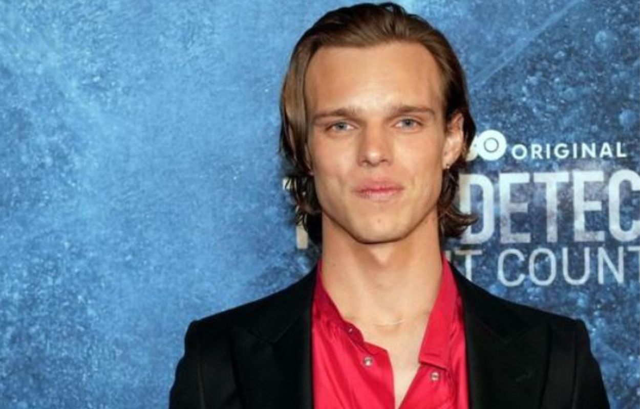 Finn Bennett Parents: Father Paul And Mother Sarah Bennett - NewsFinale