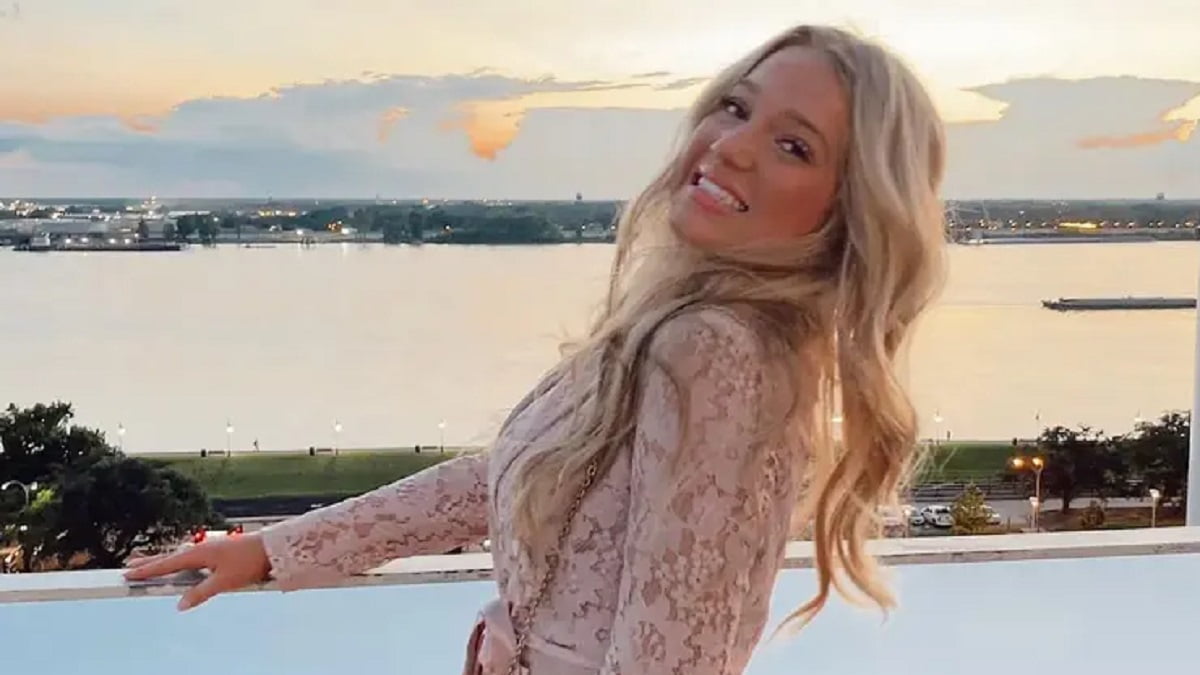 Madison Brooks Video Evidence Reddit Leaving Car, Bar, Cell Phone