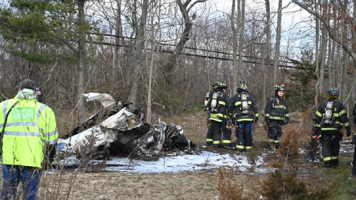 Plane Crashes Long Island Live Footage: 1 Dead And 2 Seriously Injured