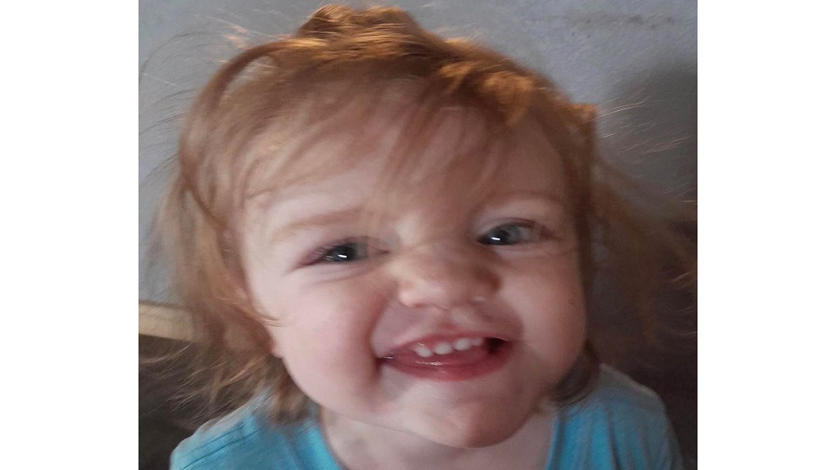Mother Madison Marshall Arrested after 2yearold Oaklee Snow found