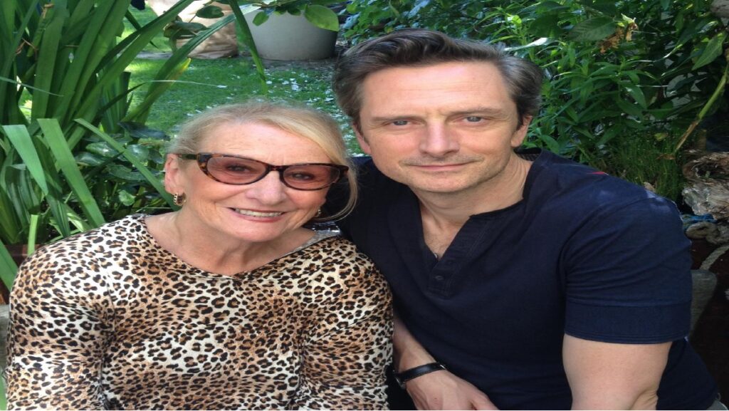 Who Are Zachary Gleaves And Gabriel Gleaves Does Lesley Sharp Have