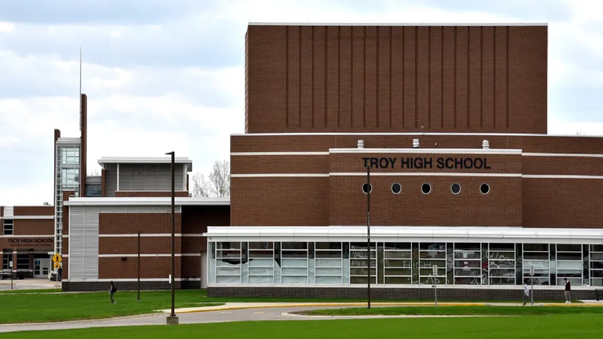 Troy High School Suicide, 14-year-old student died by committing ...