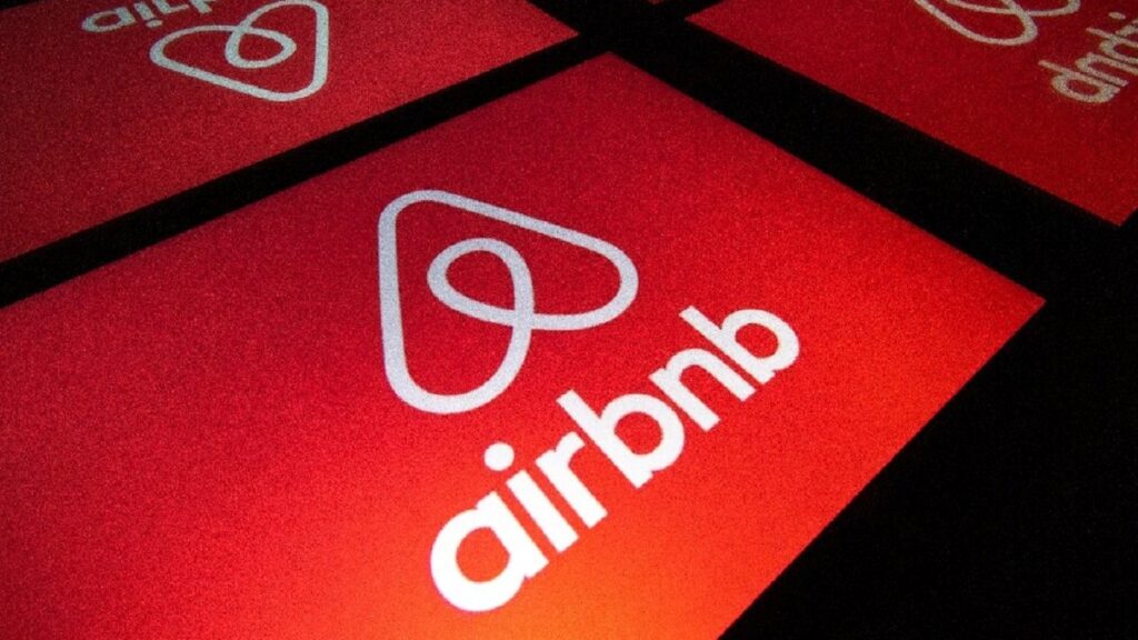 Airbnb Revenue Collapse 'down by 50' huge housing market crash fears